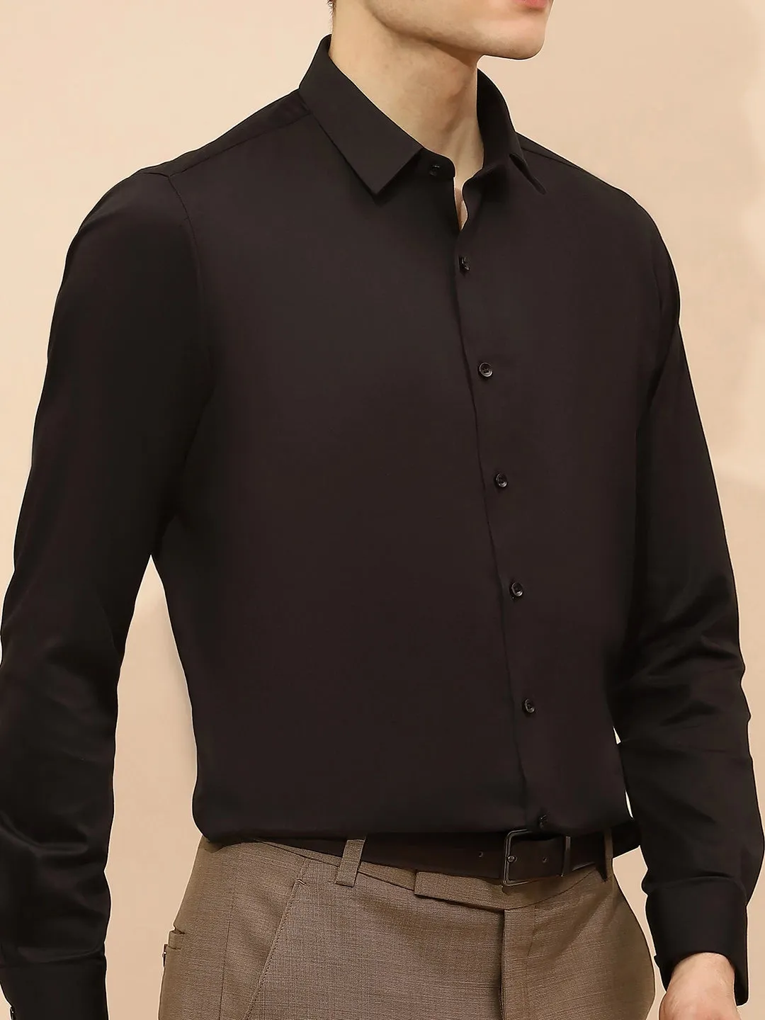 Black Cotton Blend Tailored Fit Shirt For Men