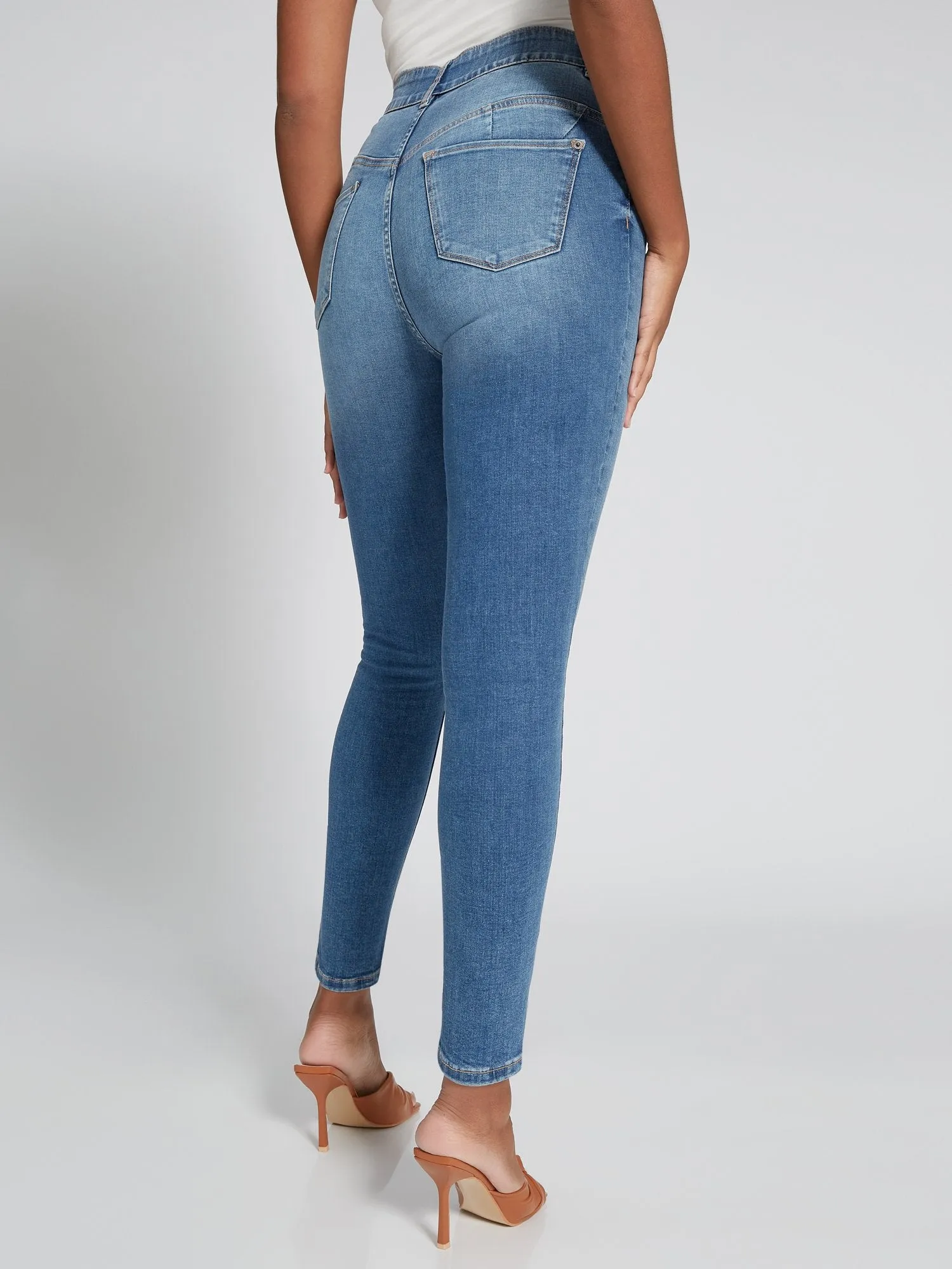 Curvy Ultra High-Waisted Super-Skinny Jeans - Medium Wash