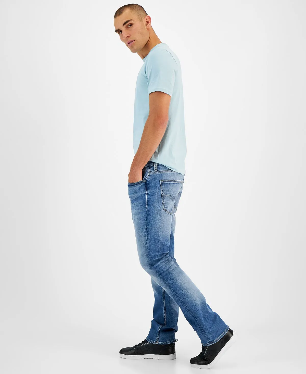 GUESS Men's Eco-friendly Regular Fit Straight Fit Jeans