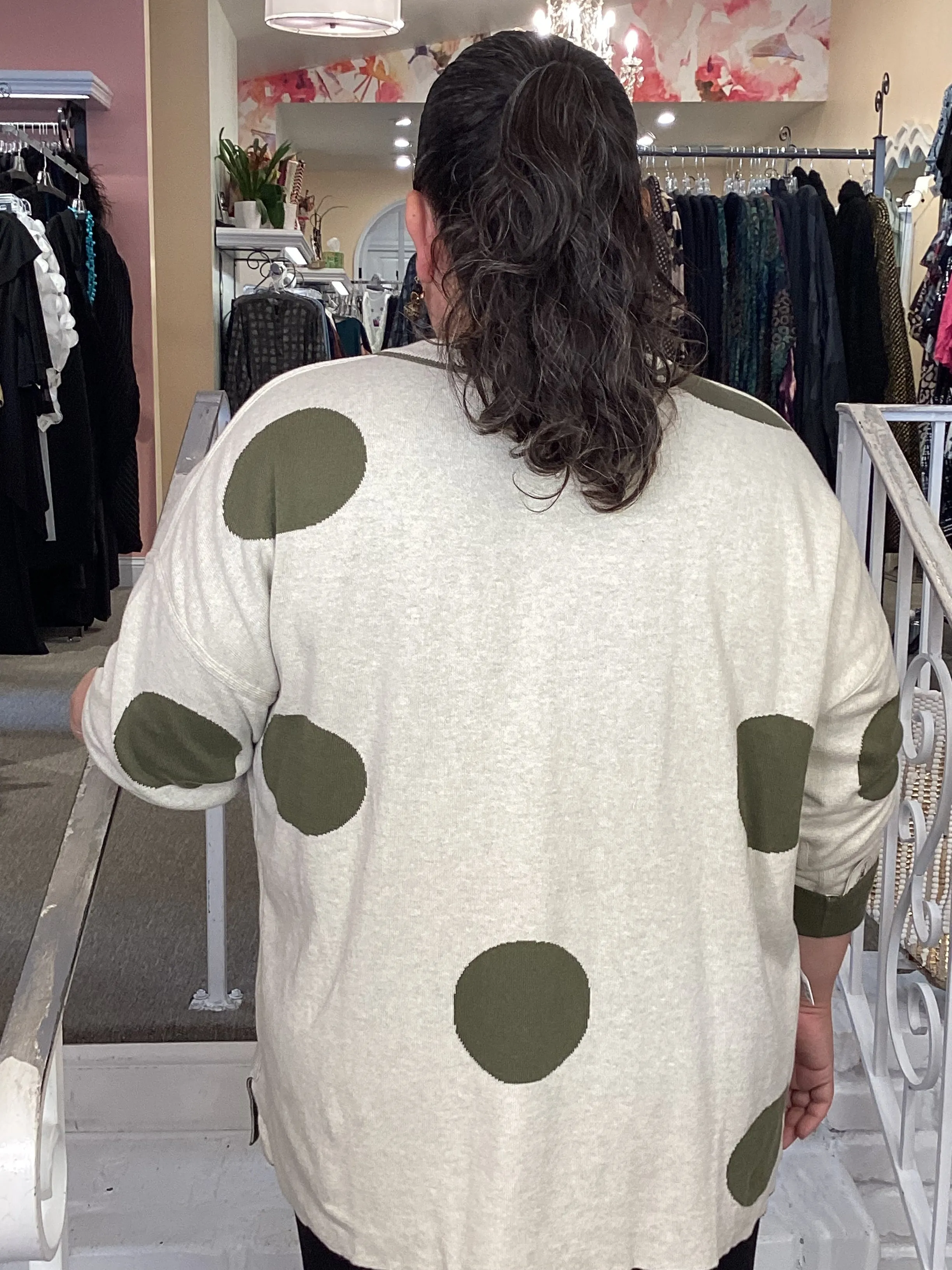 REVERSIBLE SWEATER-OLIVE DOT